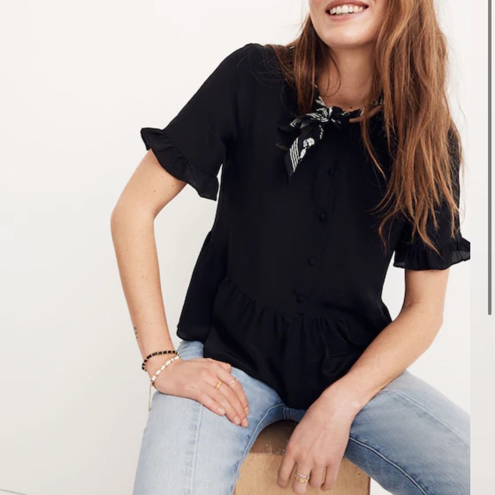 Madewell 100% Silk Studio Ruffle-Hem Top SZ Small in True Black‎